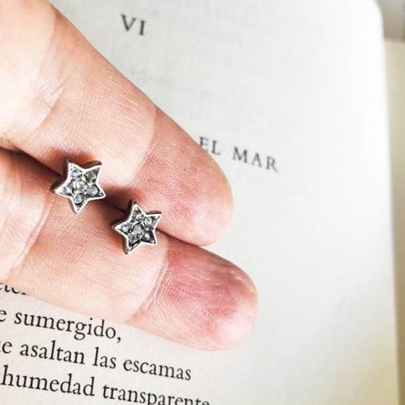 ALQUIMIA Jewelry - 3/35 WHITE GOLD PLATED DIAMOND STUDS